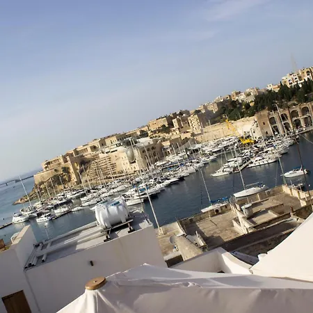 Bebirgu Palazzino Luxury 2 Jacuzzi To Share *